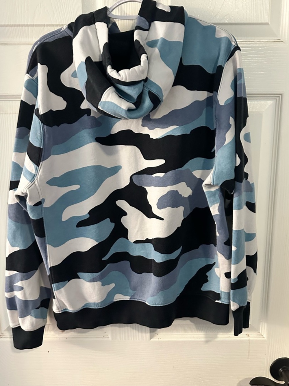 Nike Sportswear Club Fleece Blue Camo Hoodie Size M - Picture 2 of 5